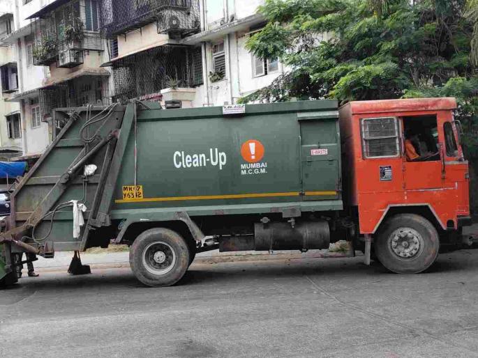 Mumbai Municipal Corporation will get Rs 675 crore from waste tax but the law will have to be changed | कचऱ्यावरील करातून मुंबई मनपाला मिळणार ६७५ कोटी, पण कायद्यात करावा लागेल बदल
