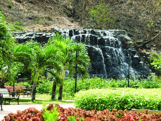 Gardens ready for rejuvenation; Special welcome to Mumbaikars | नवचैतन्यासाठी उद्याने सज्ज; खास मुंबईकरांच्या स्वागतासाठी Gardens ready for rejuvenation; Special welcome to Mumbaikars | नवचैतन्यासाठी उद्याने सज्ज; खास मुंबईकरांच्या स्वागतासाठी