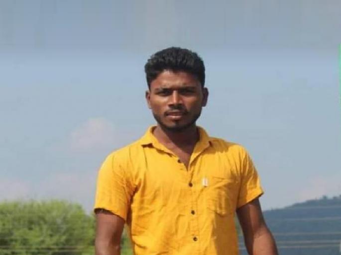 The youth died on the spot after losing control of the speeding bike in kolhapur | Kolhapur News: भरधाव दुचाकीवरुन पडून तरुणाचा जागीच मृत्यू The youth died on the spot after losing control of the speeding bike in kolhapur | Kolhapur News: भरधाव दुचाकीवरुन पडून तरुणाचा जागीच मृत्यू