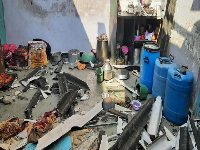 Anganwadi worker critical in Kabanur due to domestic gas cylinder blast | घरगुती गॅसचा स्फोट होऊन कबनुरमध्ये अंगणवाडी सेविका गंभीर