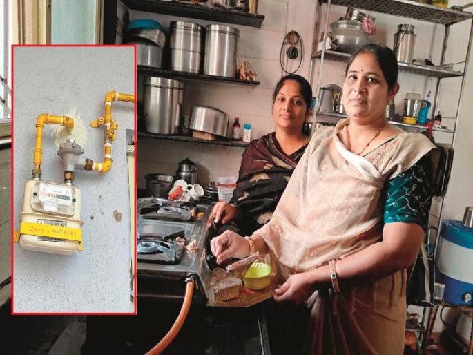 Gas supply to Ladgaon gram panchayat residents through pipeline | गावातही घरोघरी पाइपलाइनद्वारे गॅसपुरवठा; लाडगाव ग्रामपंचायतचा अभिनव उपक्रम Gas supply to Ladgaon gram panchayat residents through pipeline | गावातही घरोघरी पाइपलाइनद्वारे गॅसपुरवठा; लाडगाव ग्रामपंचायतचा अभिनव उपक्रम