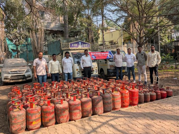 Crime Branch takes major action in illegal gas refilling case, seized valuables worth eight lakhs | Pimpri Chinchwad: अवैध गॅस रिफिलिंग प्रकरणी गुन्हे शाखेची मोठी कारवाई, आठ लाखांचा मुद्देमाल जप्त Crime Branch takes major action in illegal gas refilling case, seized valuables worth eight lakhs | Pimpri Chinchwad: अवैध गॅस रिफिलिंग प्रकरणी गुन्हे शाखेची मोठी कारवाई, आठ लाखांचा मुद्देमाल जप्त