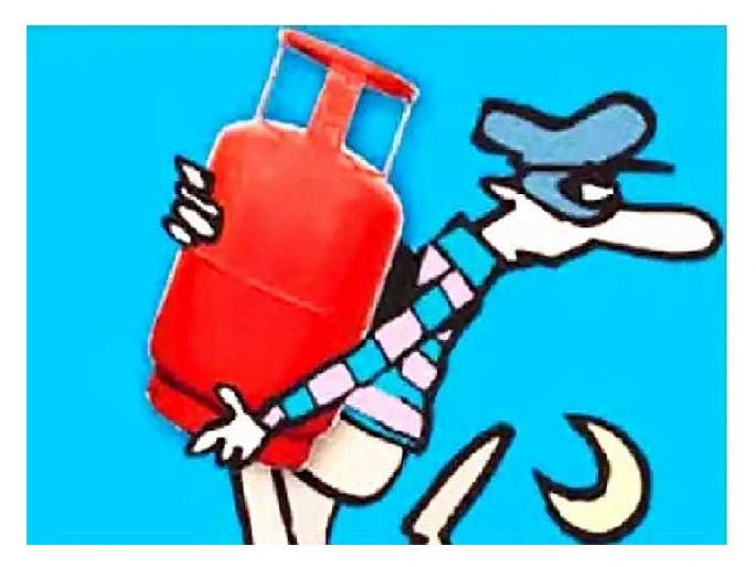 thief carried away gas cylinder and beauty parlor stuff from home after no expensive jewelry, money had found | दागिने नाही आढळले, तर चोर सिलिंडर व ब्युटीपार्लरचे सामान घेऊन पसार thief carried away gas cylinder and beauty parlor stuff from home after no expensive jewelry, money had found | दागिने नाही आढळले, तर चोर सिलिंडर व ब्युटीपार्लरचे सामान घेऊन पसार