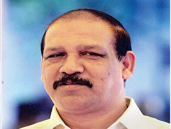 Vijayakumar Gavit Remove from the cabinet says Vaishali Suryavanshi | गावितांची मंत्रिमंडळातून हकालपट्टी करा, यावर चित्रातली वाघीण शांत का?, शेकापच्या वैशाली सूर्यवंशी यांचा सवाल Vijayakumar Gavit Remove from the cabinet says Vaishali Suryavanshi | गावितांची मंत्रिमंडळातून हकालपट्टी करा, यावर चित्रातली वाघीण शांत का?, शेकापच्या वैशाली सूर्यवंशी यांचा सवाल