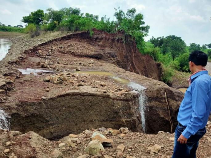 No funds received from government for maintenance and repair of village lakes | गावतलावांच्या देखभाल, दुरूस्तीसाठी शासनाकडून निधीच मिळेना ! No funds received from government for maintenance and repair of village lakes | गावतलावांच्या देखभाल, दुरूस्तीसाठी शासनाकडून निधीच मिळेना !