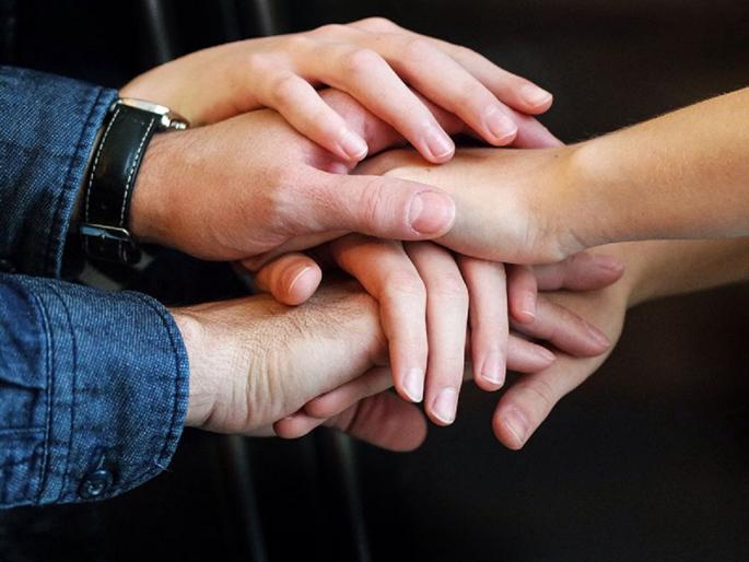 'gay-partner, his wife and he'; A bank officer lost his life due to an immoral relationship with gay partner and his wife | समलैंगिक संबंधात तिच्या एंट्रीने अनर्थ झाला; बँक अधिकाऱ्याच्या हत्येचा झाला उलगडा 'gay-partner, his wife and he'; A bank officer lost his life due to an immoral relationship with gay partner and his wife | समलैंगिक संबंधात तिच्या एंट्रीने अनर्थ झाला; बँक अधिकाऱ्याच्या हत्येचा झाला उलगडा