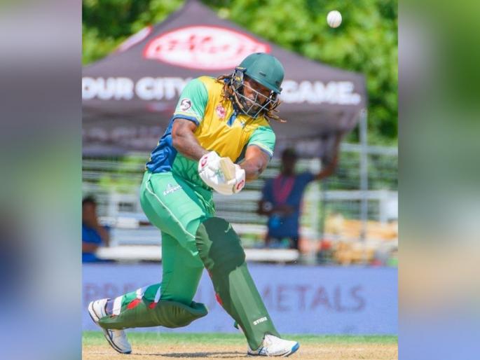 VANCOUVER KNIGHTS Chris Gayle scored a match-winning 94(44) against EDMONTON ROYALS in Global T20 Canada | Video ख्रिस गेलनं पुन्हा धु धु धुतले... 9 षटकार, 6 चौकारांची आतषबाजी!