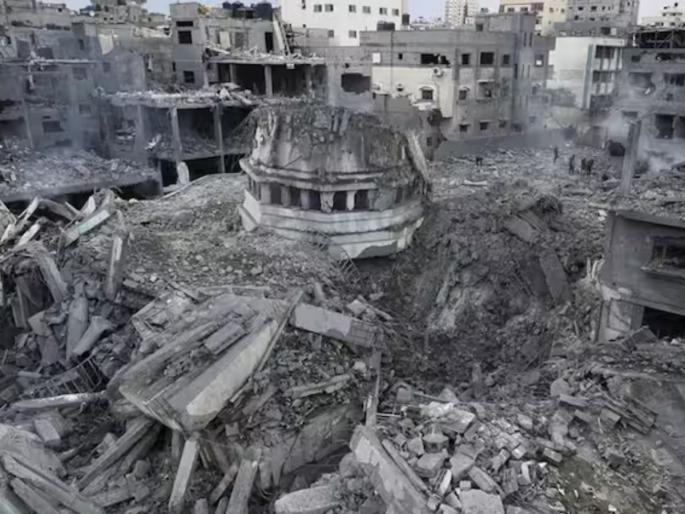 israeli attack on gaza school kills at least 17 palestinian including children hamas | भीषण! गाझातील शाळेवर इस्रायलचा हवाई हल्ला; ११ महिन्यांच्या बाळासह १७ जणांचा मृत्यू israeli attack on gaza school kills at least 17 palestinian including children hamas | भीषण! गाझातील शाळेवर इस्रायलचा हवाई हल्ला; ११ महिन्यांच्या बाळासह १७ जणांचा मृत्यू