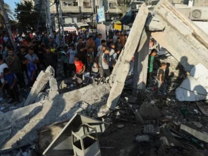 israel air strike on gaza school 29 people died many injured | भयंकर! गाझातील शाळेवर इस्रायलचा एअर स्ट्राईक; २९ जणांचा मृत्यू, अनेक जण गंभीर जखमी israel air strike on gaza school 29 people died many injured | भयंकर! गाझातील शाळेवर इस्रायलचा एअर स्ट्राईक; २९ जणांचा मृत्यू, अनेक जण गंभीर जखमी