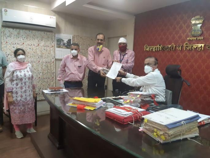 Gazetted Officials Protest Government Order of 100 Percent Attendance in Corona Disaster | कोरोनाच्या आपत्तीत 100 टक्के उपस्थितीच्या शासन आदेशाचा राजपत्रित अधिकार्यांकडून निषेध Gazetted Officials Protest Government Order of 100 Percent Attendance in Corona Disaster | कोरोनाच्या आपत्तीत 100 टक्के उपस्थितीच्या शासन आदेशाचा राजपत्रित अधिकार्यांकडून निषेध