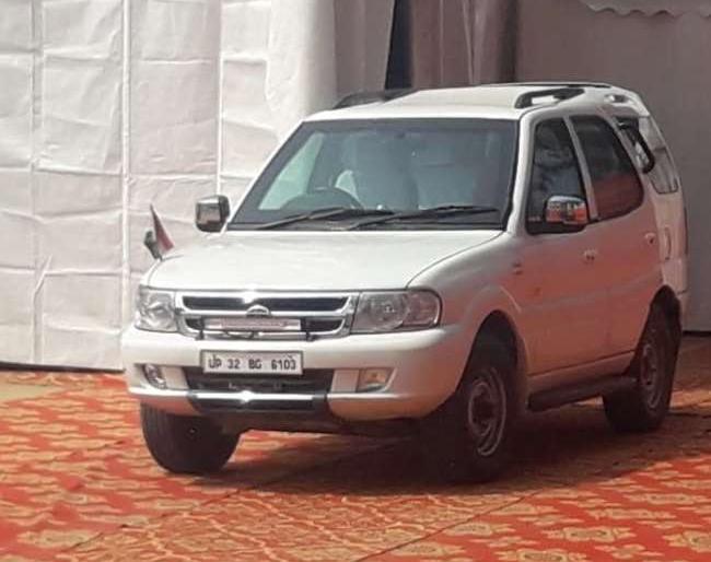 Yogi Adityanath's car crashed in Barsana; will collapse in valley hrb | योगी आदित्यनाथ यांच्या कारला अपघात; दरीत कोसळता कोसळता वाचले