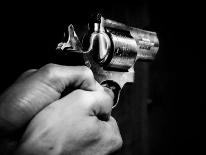 Airoli shooting: ex police officer loved property more than children | ऐरोली गोळीबार: पित्याला मुलांपेक्षा होती संपत्ती प्रिय; थकबाकी भरण्यास सांगितल्याने घेतला जीव Airoli shooting: ex police officer loved property more than children | ऐरोली गोळीबार: पित्याला मुलांपेक्षा होती संपत्ती प्रिय; थकबाकी भरण्यास सांगितल्याने घेतला जीव