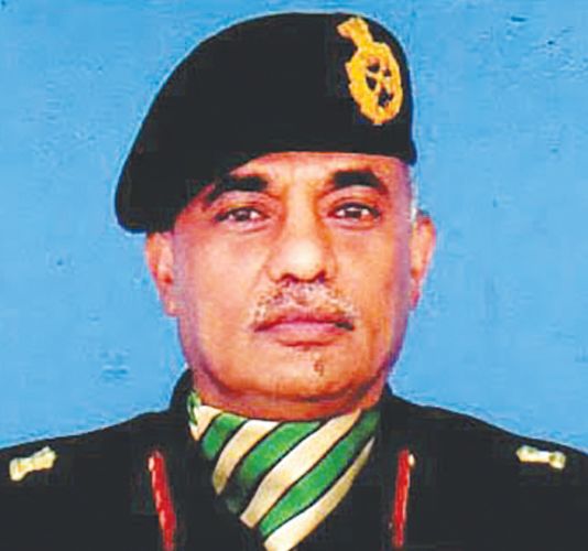 Farmer's son in Vidarbha; Param Vishisht Seva Medal of General Stamp, led by General Nimbalkar | विदर्भातील शेतकरीपुत्र; ‘सर्जिकल स्टाइक’चे केले नेतृत्व, जनरल निंभोरकर यांना परम विशिष्ट सेवा पदक  Farmer's son in Vidarbha; Param Vishisht Seva Medal of General Stamp, led by General Nimbalkar | विदर्भातील शेतकरीपुत्र; ‘सर्जिकल स्टाइक’चे केले नेतृत्व, जनरल निंभोरकर यांना परम विशिष्ट सेवा पदक