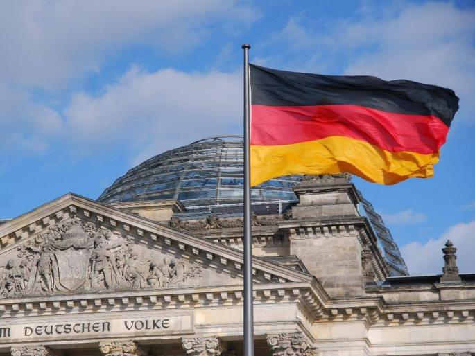 Germany in recession; There will be repercussions around the world, the decline in GDP for the second consecutive quarter | जर्मनीही मंदीच्या विळख्यात; जगभरात उमटणार पडसाद, जीडीपीमध्ये सलग दुसऱ्या तिमाहीत घट Germany in recession; There will be repercussions around the world, the decline in GDP for the second consecutive quarter | जर्मनीही मंदीच्या विळख्यात; जगभरात उमटणार पडसाद, जीडीपीमध्ये सलग दुसऱ्या तिमाहीत घट