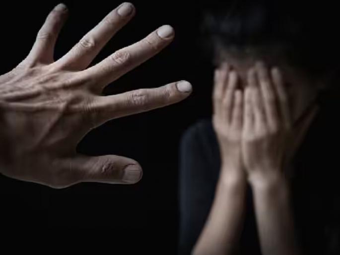 Torture on victim who was lured away | फूस लावून पळविलेल्या पीडितेवर अत्याचार Torture on victim who was lured away | फूस लावून पळविलेल्या पीडितेवर अत्याचार