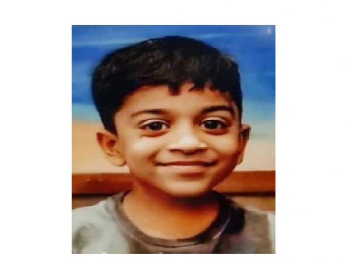 After three months, the buried body of 'that' child was brought out for investigation | घातपाताचा संशय; तीन महिन्यांनंतर ‘त्या’ चिमुकल्याचा पुरलेला मृतदेह चौकशीसाठी काढला बाहेर After three months, the buried body of 'that' child was brought out for investigation | घातपाताचा संशय; तीन महिन्यांनंतर ‘त्या’ चिमुकल्याचा पुरलेला मृतदेह चौकशीसाठी काढला बाहेर