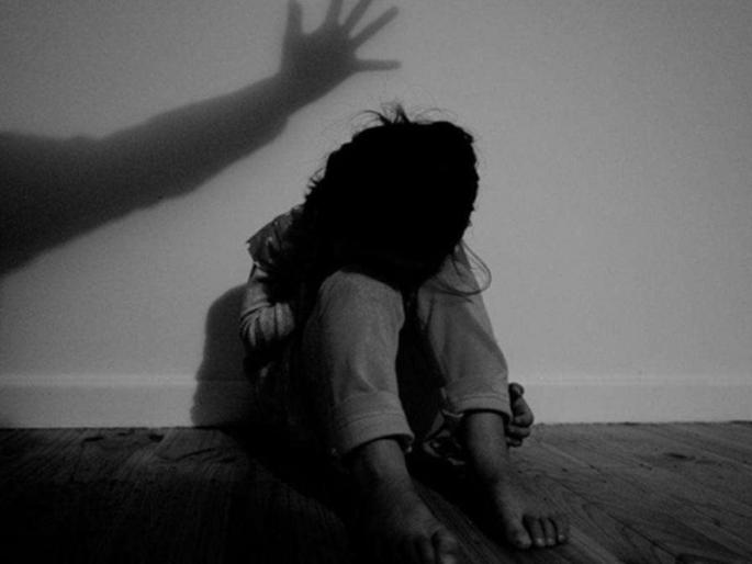 Shocking! The assassination of Chimukali by gang rape and throwing acid on his body | शॉकिंग! पहिल्या पत्नीवर नवरा जास्त प्रेम करायचा, द्वेषभावनेतून चिमुकलीचा खून Shocking! The assassination of Chimukali by gang rape and throwing acid on his body | शॉकिंग! पहिल्या पत्नीवर नवरा जास्त प्रेम करायचा, द्वेषभावनेतून चिमुकलीचा खून