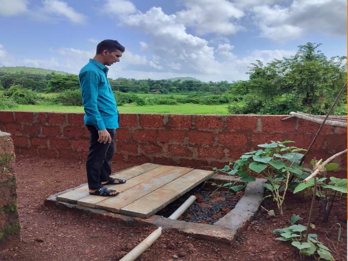 It is mandatory to plant trees while building a new house, a condition imposed by the Ghanekhunt panchayat Ratnagiri District | Ratnagiri: नवीन घर बांधताय, मग झाडेही लावा!, घाणेखुंट ग्रामपंचायतीने घातली अट It is mandatory to plant trees while building a new house, a condition imposed by the Ghanekhunt panchayat Ratnagiri District | Ratnagiri: नवीन घर बांधताय, मग झाडेही लावा!, घाणेखुंट ग्रामपंचायतीने घातली अट