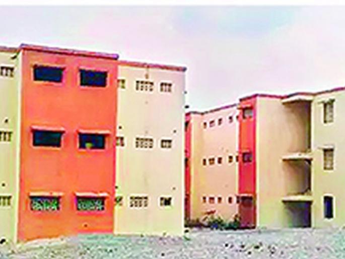  Inappropriate to the beneficiary of the house, to get the official electricity connection | अधिकृत वीज कनेक्शन घेण्यास घरकुलातील लाभार्थीच अनुत्सुक