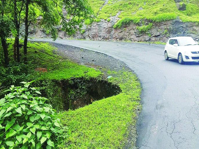 National Highway Department ignored Kasatwadi to Kashiwali Ghat road | कासटवाडी ते कशिवली घाट बनलाय अपघातांचा रस्ता, राष्ट्रीय महामार्ग विभागाचे दुर्लक्ष National Highway Department ignored Kasatwadi to Kashiwali Ghat road | कासटवाडी ते कशिवली घाट बनलाय अपघातांचा रस्ता, राष्ट्रीय महामार्ग विभागाचे दुर्लक्ष