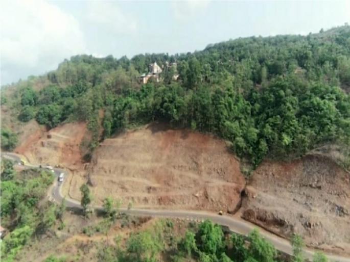 Parashuram Ghat is open to traffic, rules and conditions apply | ..अखेर परशुराम घाट वाहतूकीस खुला, नियम व अटी लागू; गेल्या १० दिवसापासून होता बंद Parashuram Ghat is open to traffic, rules and conditions apply | ..अखेर परशुराम घाट वाहतूकीस खुला, नियम व अटी लागू; गेल्या १० दिवसापासून होता बंद