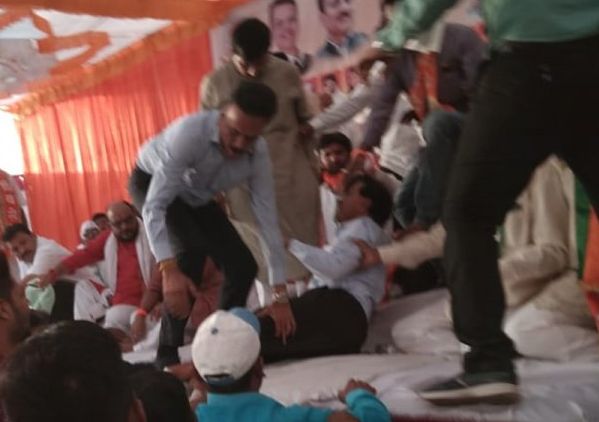 Former MLA B. S. Patil in ICU | माजी आमदार बी. एस. पाटील आयसीयूमध्ये