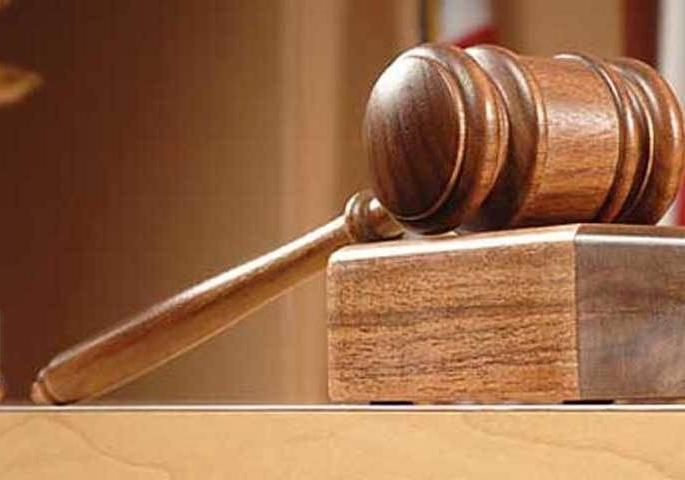 Mandatory to give maintenance to wife even after divorce; The opposition of the husband was dismissed | घटस्फोटानंतरही पत्नीला खावटी देणे बंधनकारक; पतीचा विरोध फेटाळून लावला