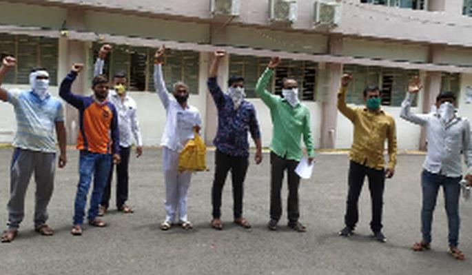 The government should provide financial assistance | शासनाने आर्थिक मदत द्यावी