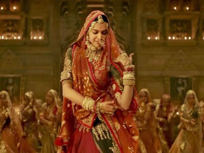 Madhya Pradesh school allegedly vandalised by karni sena after students performed on song ghoomar of padmavaat | ‘घुमर’वर नृत्य केल्याने करणी सेनेने घातला गोंधळ, शाळेचा सांस्कृतिक कार्यक्रम उधळला Madhya Pradesh school allegedly vandalised by karni sena after students performed on song ghoomar of padmavaat | ‘घुमर’वर नृत्य केल्याने करणी सेनेने घातला गोंधळ, शाळेचा सांस्कृतिक कार्यक्रम उधळला