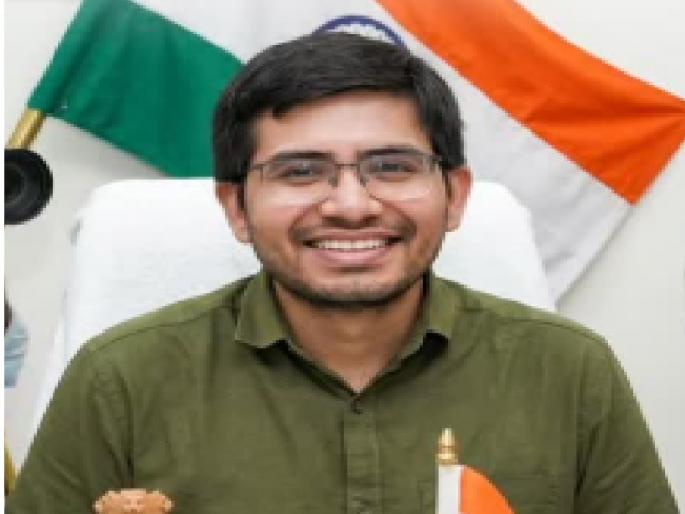 Mainak Ghosh is the new Collector of Sangli | मैनाक घोष सांगलीचे नूतन जिल्हाधिकारी Mainak Ghosh is the new Collector of Sangli | मैनाक घोष सांगलीचे नूतन जिल्हाधिकारी
