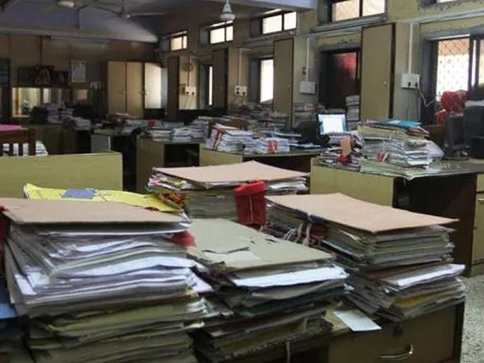 Ghost duty applied in the governor's program, when the administration realized... | राज्यपालांच्या कार्यक्रमात लावली भूताची ड्युटी, प्रशासनाला समजलं तेव्हा... Ghost duty applied in the governor's program, when the administration realized... | राज्यपालांच्या कार्यक्रमात लावली भूताची ड्युटी, प्रशासनाला समजलं तेव्हा...