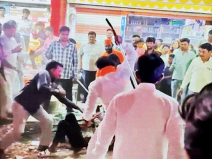 MLA Gaikwad himself confessed to the beating; Why is the case not registered Opponents angry | आ. गायकवाड यांनीच दिली मारहाणीची कबुली; गुन्हा का दाखल नाही? विरोधक संतप्त MLA Gaikwad himself confessed to the beating; Why is the case not registered Opponents angry | आ. गायकवाड यांनीच दिली मारहाणीची कबुली; गुन्हा का दाखल नाही? विरोधक संतप्त