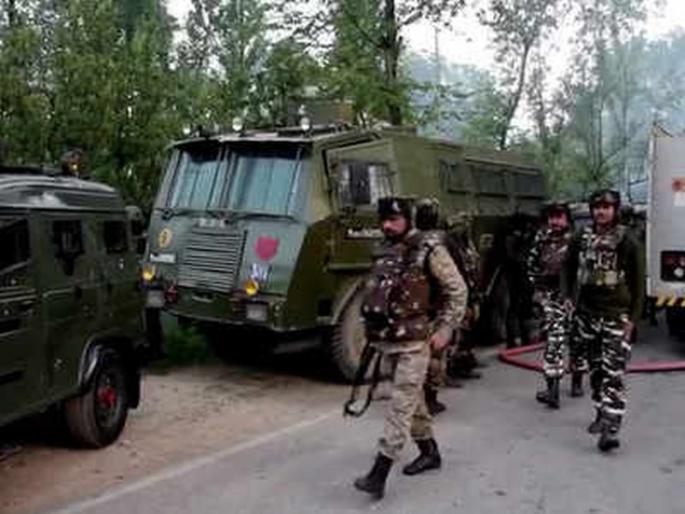 three terrorists killed in machhil sector infiltration bid foiled | जम्मू-काश्मीर: दहशतवाद्यांचा घुसखोरीचा कट लष्कराने उधळला, तीन दहशतवाद्यांचा खात्मा three terrorists killed in machhil sector infiltration bid foiled | जम्मू-काश्मीर: दहशतवाद्यांचा घुसखोरीचा कट लष्कराने उधळला, तीन दहशतवाद्यांचा खात्मा