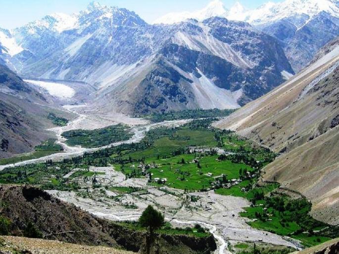 ... This is the dragon's whistle; Pakistan's conspiracy should be identified in time and presented to the world | ... हा तर ड्रॅगनचाच फुत्कार; पाकचे षडयंत्र वेळीच ओळखून जगासमोर मांडायला हवे ... This is the dragon's whistle; Pakistan's conspiracy should be identified in time and presented to the world | ... हा तर ड्रॅगनचाच फुत्कार; पाकचे षडयंत्र वेळीच ओळखून जगासमोर मांडायला हवे