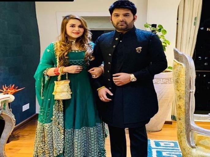 First photo of Kapil Sharma's pregnant wife Ginni Heads to Canada to celebrate babymoon | कपिल शर्माच्या गर्भवती पत्नी गिन्नीचा पहिला फोटो आला समोर, बेबीमून सेलिब्रेट करण्यासाठी कॅनाडाला रवाना First photo of Kapil Sharma's pregnant wife Ginni Heads to Canada to celebrate babymoon | कपिल शर्माच्या गर्भवती पत्नी गिन्नीचा पहिला फोटो आला समोर, बेबीमून सेलिब्रेट करण्यासाठी कॅनाडाला रवाना