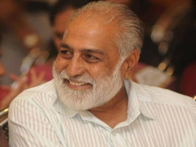 Political leaders set up farmers' Compassion market | राजकीय नेत्यांनी मांडला शेतकरी कारुण्याचा बाजार Political leaders set up farmers' Compassion market | राजकीय नेत्यांनी मांडला शेतकरी कारुण्याचा बाजार