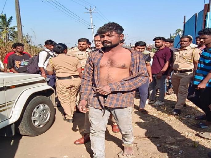 Attempted rape on a young woman in Kolhapur, Women caught the perpetrator citizens beat him up | Kolhapur Crime: गतिमंद युवतीवर अत्याचाराचा प्रयत्न; नराधमास महिलांनी पकडले, नागरिकांनी बेदम चोपले Attempted rape on a young woman in Kolhapur, Women caught the perpetrator citizens beat him up | Kolhapur Crime: गतिमंद युवतीवर अत्याचाराचा प्रयत्न; नराधमास महिलांनी पकडले, नागरिकांनी बेदम चोपले