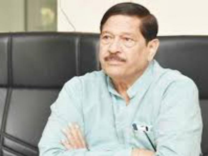 Only silence reply by girish bapat to aggressive attacks of opposition parties, rallies and agitations | विरोधी पक्षांच्या आरोप, मोर्चे, आंदोलनांसारख्या जोरदार हल्ल्यांवर पालकमंत्र्यांचे फक्त मौन : शहर भाजपाची होतेय कुचंबणा  Only silence reply by girish bapat to aggressive attacks of opposition parties, rallies and agitations | विरोधी पक्षांच्या आरोप, मोर्चे, आंदोलनांसारख्या जोरदार हल्ल्यांवर पालकमंत्र्यांचे फक्त मौन : शहर भाजपाची होतेय कुचंबणा