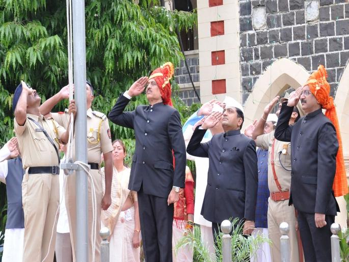 Government is committed to prevent drought in future says girish mahajan | Independence Day : भावी पिढीला दुष्काळ बघावा लागू नये यासाठी शासन कटीबध्द - गिरीश महाजन Government is committed to prevent drought in future says girish mahajan | Independence Day : भावी पिढीला दुष्काळ बघावा लागू नये यासाठी शासन कटीबध्द - गिरीश महाजन