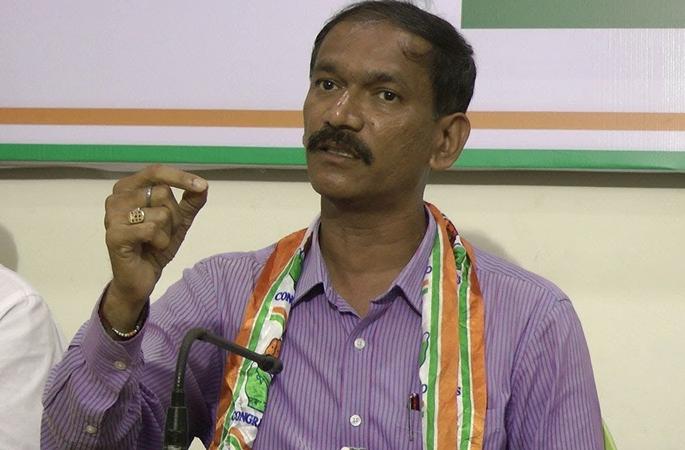 Searching candidates for bye-election goa vidhansabha: congress president girish Chodankar | पोटनिवडणुकीसाठी उमेदवारांची चाचपणी करतोय : चोडणकर Searching candidates for bye-election goa vidhansabha: congress president girish Chodankar | पोटनिवडणुकीसाठी उमेदवारांची चाचपणी करतोय : चोडणकर