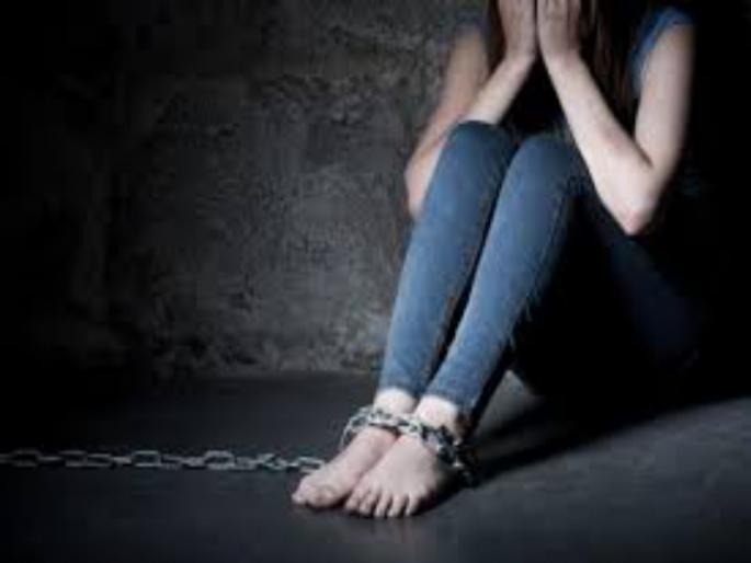 A 23-year-old girl was kidnapping by showing gun under a railway bridge in Chinchwad | चिंचवड येथून बंदुकीच्या धाकाने २३ वर्षीय तरुणीचे अपहरण करणारा पोलिसांच्या ताब्यात A 23-year-old girl was kidnapping by showing gun under a railway bridge in Chinchwad | चिंचवड येथून बंदुकीच्या धाकाने २३ वर्षीय तरुणीचे अपहरण करणारा पोलिसांच्या ताब्यात