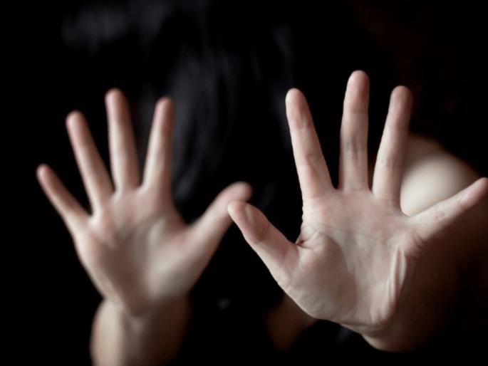 Man abuse 15y ear old girl after mother death Stepfather gets life sentence | आईच्या मृत्यूनंतर नराधमाचा १५ वर्षीय मुलीवर लैंगिक अत्याचार; सावत्र बापाला जन्मठेप