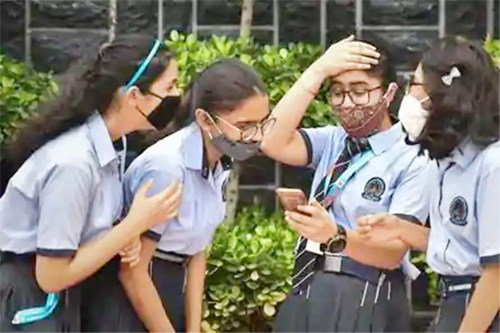 X results announced; The result of Solapur district was 97.53 percent | दहावीचा निकाल जाहीर; सोलापूर जिल्ह्याचा निकाल १६.०१ टक्क्यांनी वाढला...!