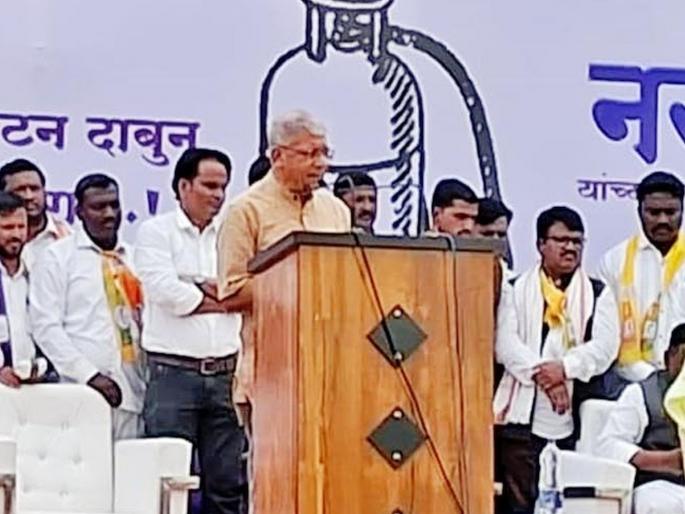 Bury the relationship politics of BJP, Congress says Prakash Ambedkar | भाजपा, काँग्रेसचे नात्या-गोत्यांचे राजकारण गाडून टाका - प्रकाश आंबेडकर Bury the relationship politics of BJP, Congress says Prakash Ambedkar | भाजपा, काँग्रेसचे नात्या-गोत्यांचे राजकारण गाडून टाका - प्रकाश आंबेडकर