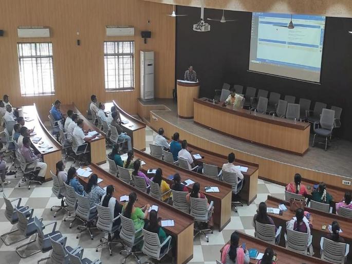 District Council, panchayat Committee members approved for 5 years Bill unanimously passed in the Legislative Assembly | जि.परिषद, पं.समिती स्वीकृत सदस्य कार्यकाल ५ वर्षे; विधानसभेत विधेयक एकमताने मंजूर District Council, panchayat Committee members approved for 5 years Bill unanimously passed in the Legislative Assembly | जि.परिषद, पं.समिती स्वीकृत सदस्य कार्यकाल ५ वर्षे; विधानसभेत विधेयक एकमताने मंजूर