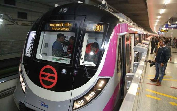 Coronavirus, Lockdown News: Maintenance of 1200 coaches of Delhi Metro in a month and a half | Coronavirus, Lockdown News: दिल्ली मेट्रोची दीड महिन्यात १२०० कोचची देखभाल; कधीही धावण्यास सज्ज Coronavirus, Lockdown News: Maintenance of 1200 coaches of Delhi Metro in a month and a half | Coronavirus, Lockdown News: दिल्ली मेट्रोची दीड महिन्यात १२०० कोचची देखभाल; कधीही धावण्यास सज्ज