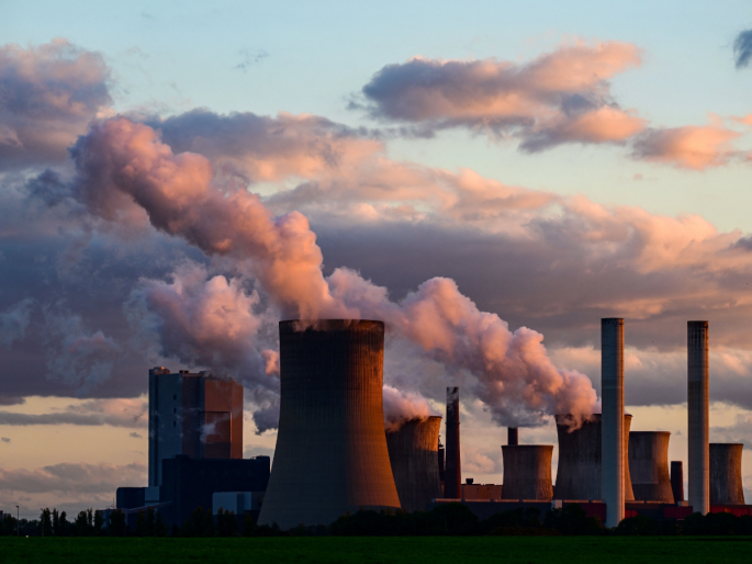 Global Carbon Emissions Hit Record High of 38.1 Billion Tons in 2025; Climate Crisis Worsens. | २०२५ सर्वात ‘विषारी’ वर्ष? कार्बन उत्सर्जनात विक्रमी वाढ, ३८.१ अब्ज टन उत्सर्जन Global Carbon Emissions Hit Record High of 38.1 Billion Tons in 2025; Climate Crisis Worsens. | २०२५ सर्वात ‘विषारी’ वर्ष? कार्बन उत्सर्जनात विक्रमी वाढ, ३८.१ अब्ज टन उत्सर्जन