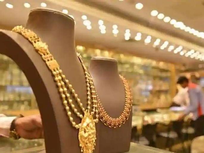 Gold rises to new highs; It reached a stage of around Rs 3,000 | सोने नव्या उच्चांकावर; गाठला तब्बल ४२ हजार रुपयांचा टप्पा Gold rises to new highs; It reached a stage of around Rs 3,000 | सोने नव्या उच्चांकावर; गाठला तब्बल ४२ हजार रुपयांचा टप्पा
