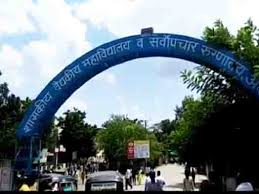 Treatment is cheap; But patients has to counting money for medicines | उपचार स्वस्त; पण औषधांसाठी रुग्ण मोजताहेत पैसे Treatment is cheap; But patients has to counting money for medicines | उपचार स्वस्त; पण औषधांसाठी रुग्ण मोजताहेत पैसे