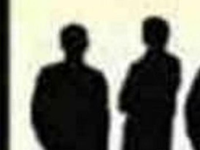 Two goons from Akola district were deported for two years | अकोला जिल्ह्यातील दोन गुंड दोन वर्षांसाठी हद्दपार Two goons from Akola district were deported for two years | अकोला जिल्ह्यातील दोन गुंड दोन वर्षांसाठी हद्दपार